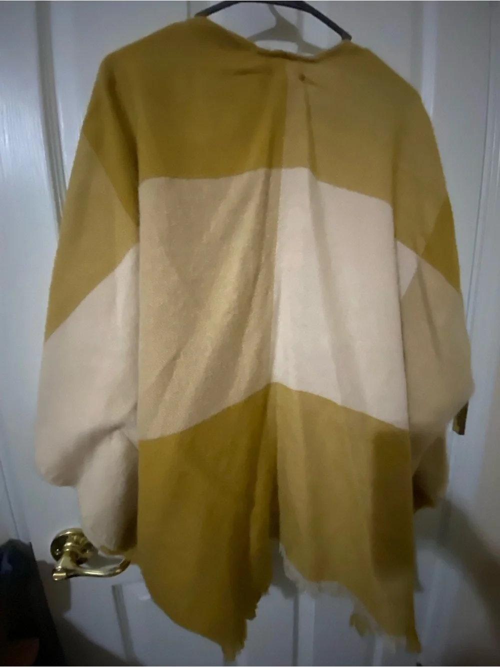 Universal Thread Ruana Colorblock Fringe Poncho | OSFM | Mustard & Cream NWT